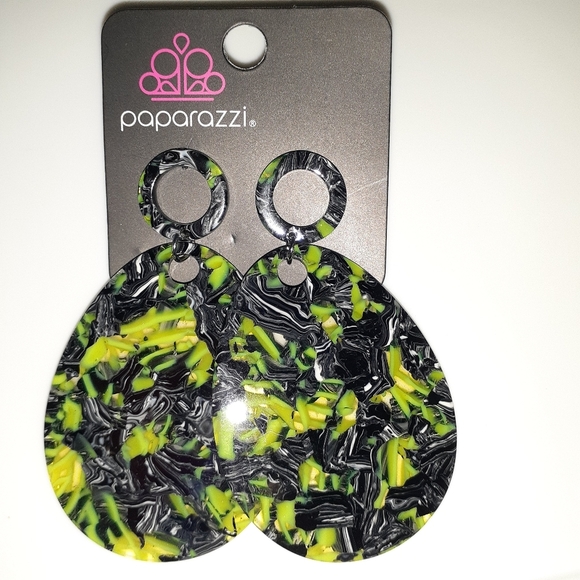 Retro-Politan Multi Earrings - Picture 4 of 6